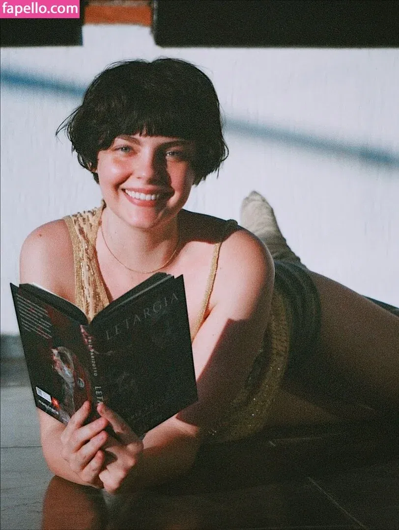 Triz Pariz Onlyfans Photo Gallery 