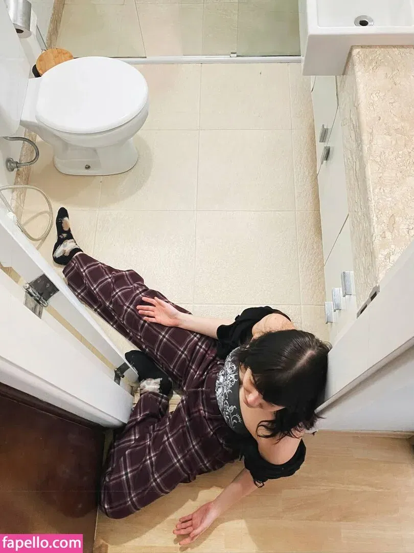 Triz Pariz Onlyfans Photo Gallery 