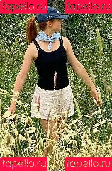 Bonnie Wright Onlyfans Photo Gallery 