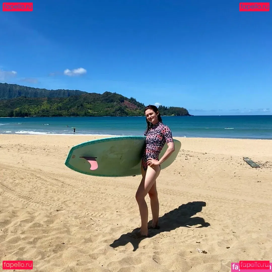 Bonnie Wright Onlyfans Photo Gallery 