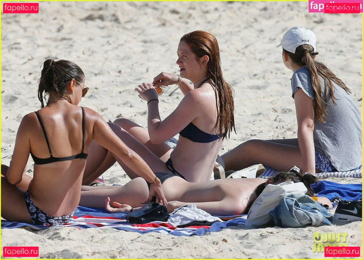 Bonnie Wright Onlyfans Photo Gallery 