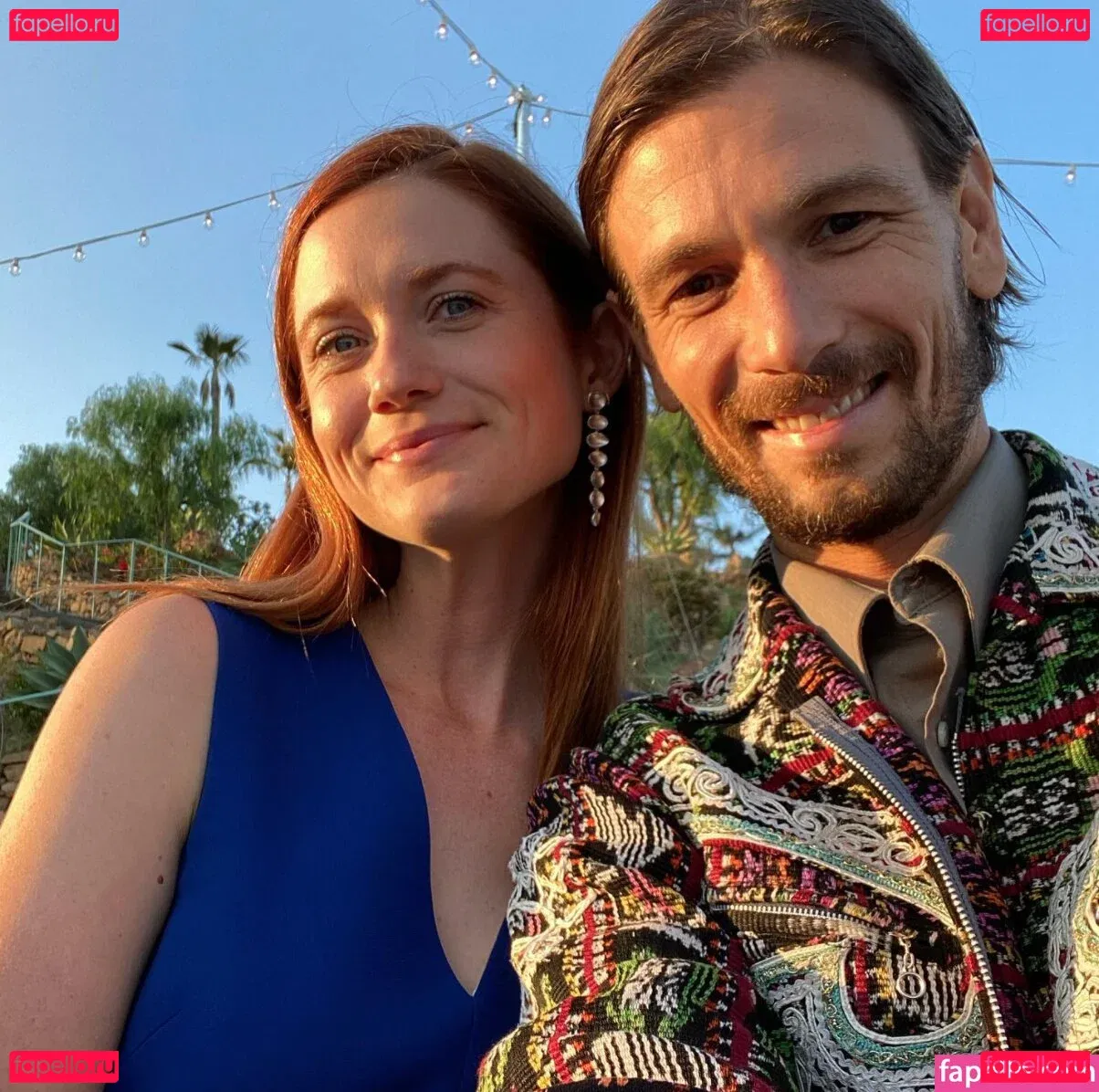 Bonnie Wright Onlyfans Photo Gallery 