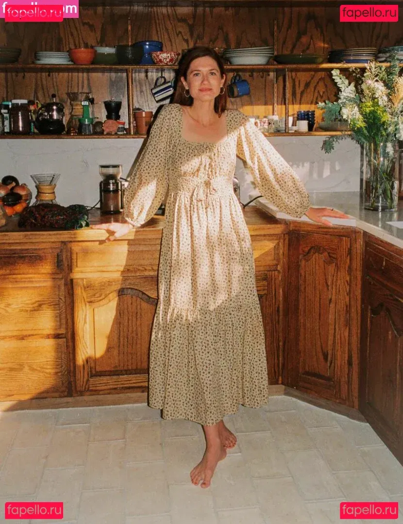 Bonnie Wright Onlyfans Photo Gallery 