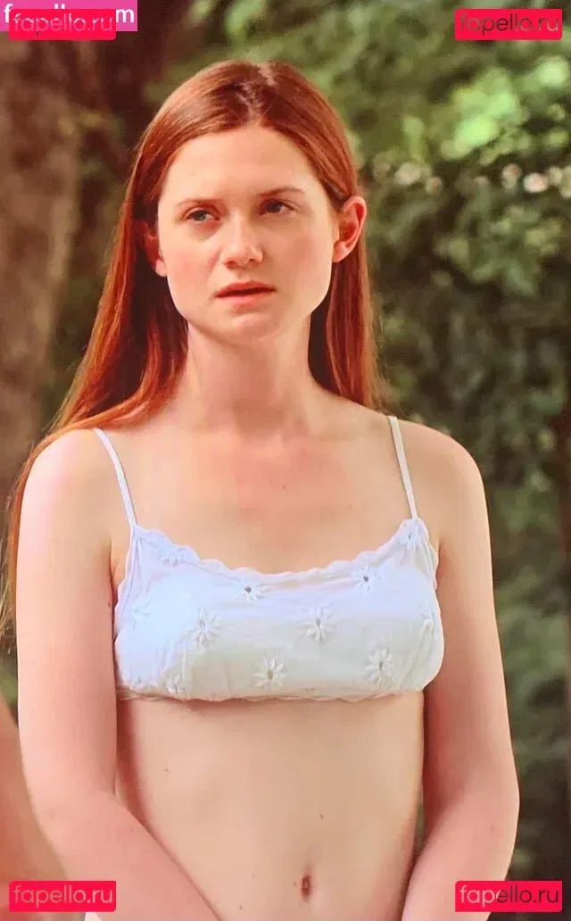 Bonnie Wright Onlyfans Photo Gallery 