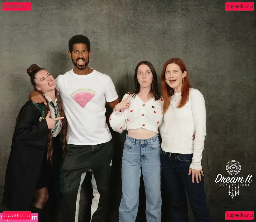 Bonnie Wright Onlyfans Photo Gallery 