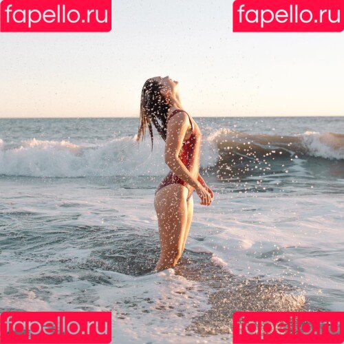 Bonnie Wright Onlyfans Photo Gallery 