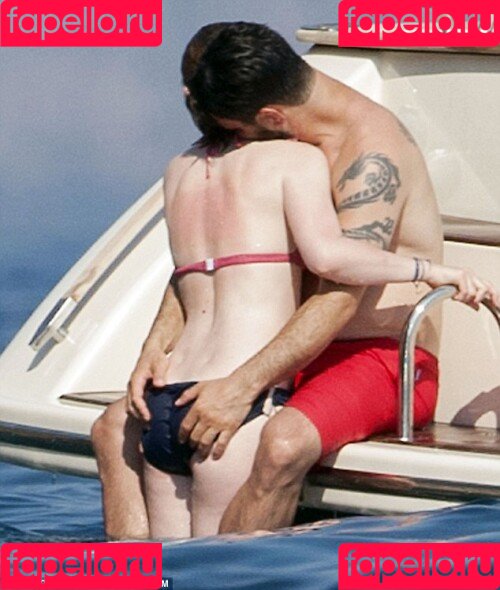 Bonnie Wright Onlyfans Photo Gallery 