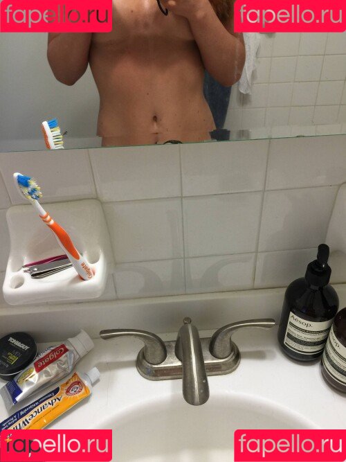 Bonnie Wright Onlyfans Photo Gallery 