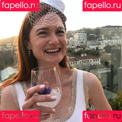 Bonnie Wright Onlyfans Photo Gallery 