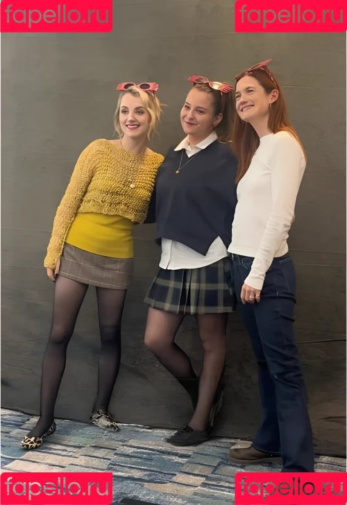 Bonnie Wright Onlyfans Photo Gallery 