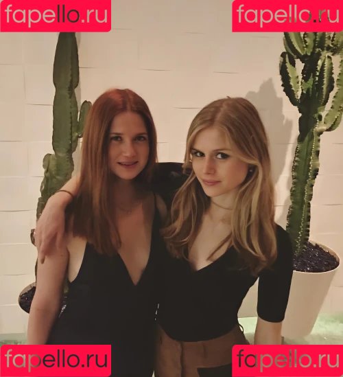 Bonnie Wright Onlyfans Photo Gallery 