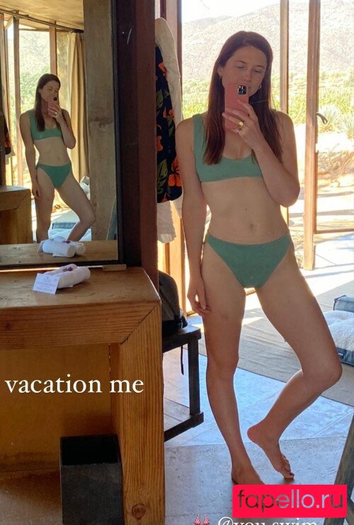 Bonnie Wright Onlyfans Photo Gallery 