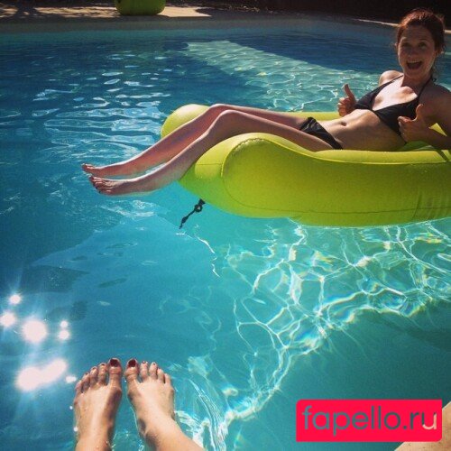 Bonnie Wright Onlyfans Photo Gallery 