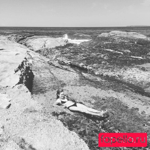 Bonnie Wright Onlyfans Photo Gallery 