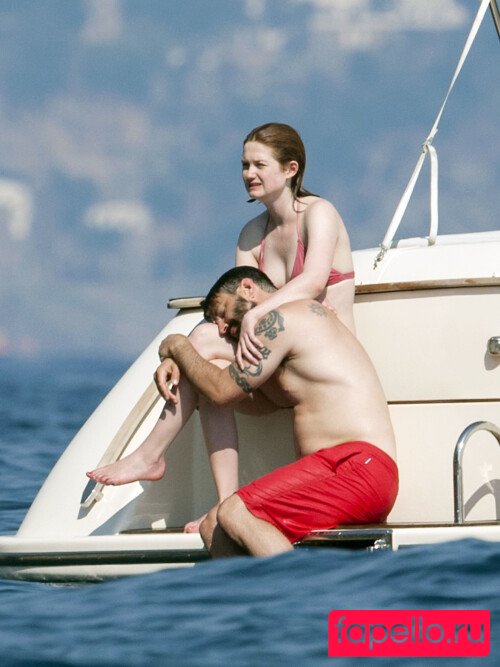 Bonnie Wright Onlyfans Photo Gallery 