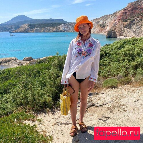 Bonnie Wright Onlyfans Photo Gallery 