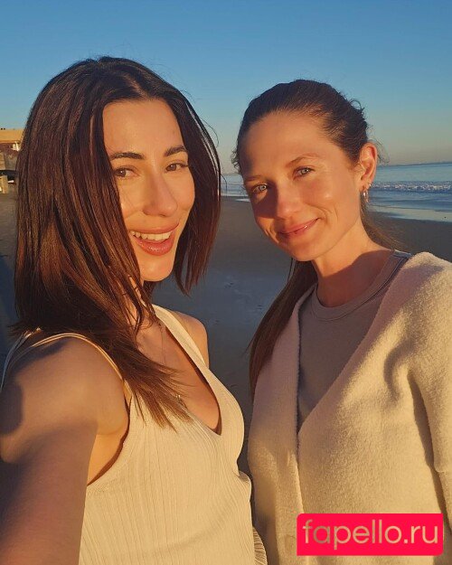 Bonnie Wright Onlyfans Photo Gallery 