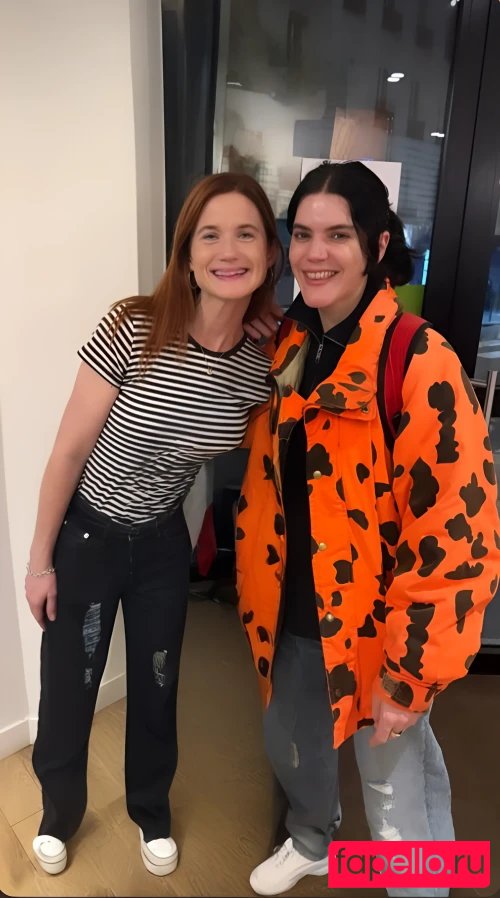 Bonnie Wright Onlyfans Photo Gallery 