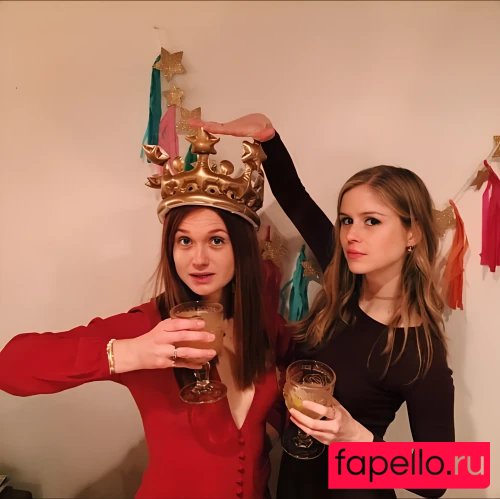 Bonnie Wright Onlyfans Photo Gallery 