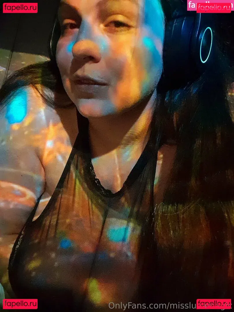 misslunamagic Onlyfans Photo Gallery 