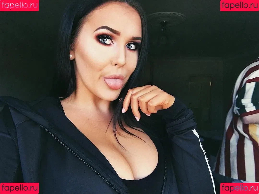 Tayla Cooper Onlyfans Photo Gallery 