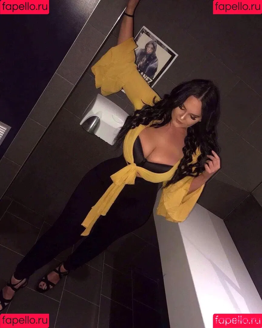 Tayla Cooper Onlyfans Photo Gallery 