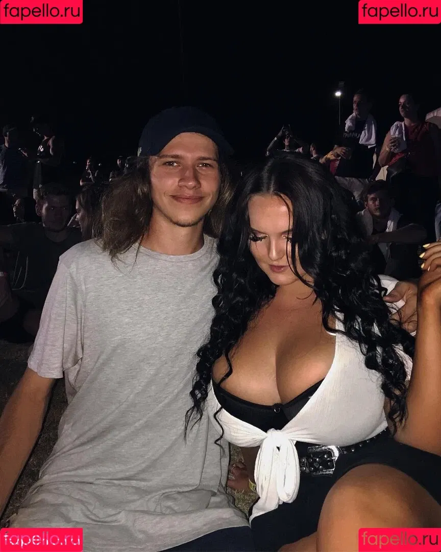 Tayla Cooper Onlyfans Photo Gallery 