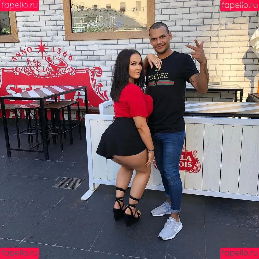 Tayla Cooper Onlyfans Photo Gallery 
