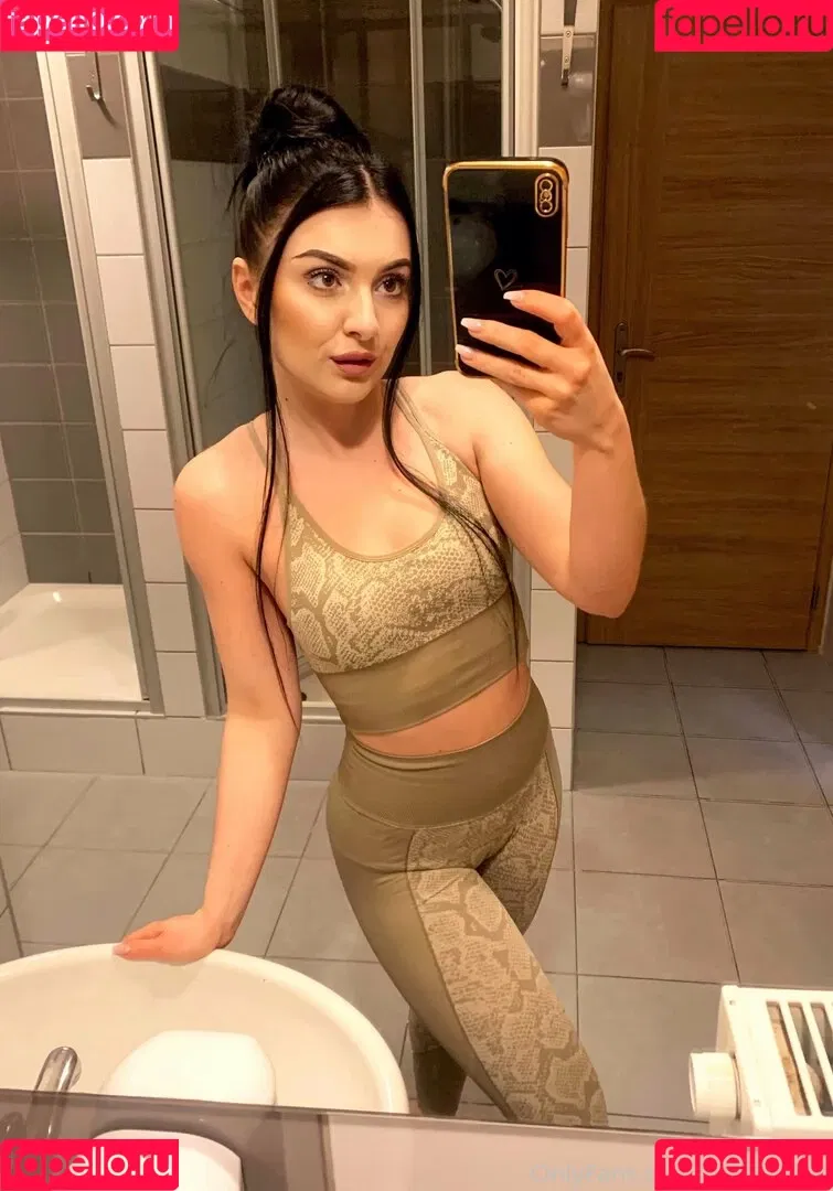 belladiablo Onlyfans Photo Gallery 