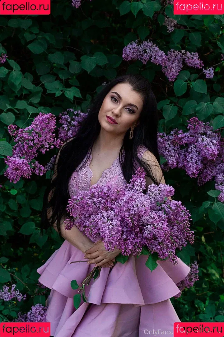 belladiablo Onlyfans Photo Gallery 
