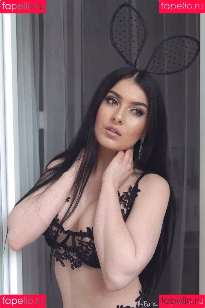 belladiablo Onlyfans Photo Gallery 
