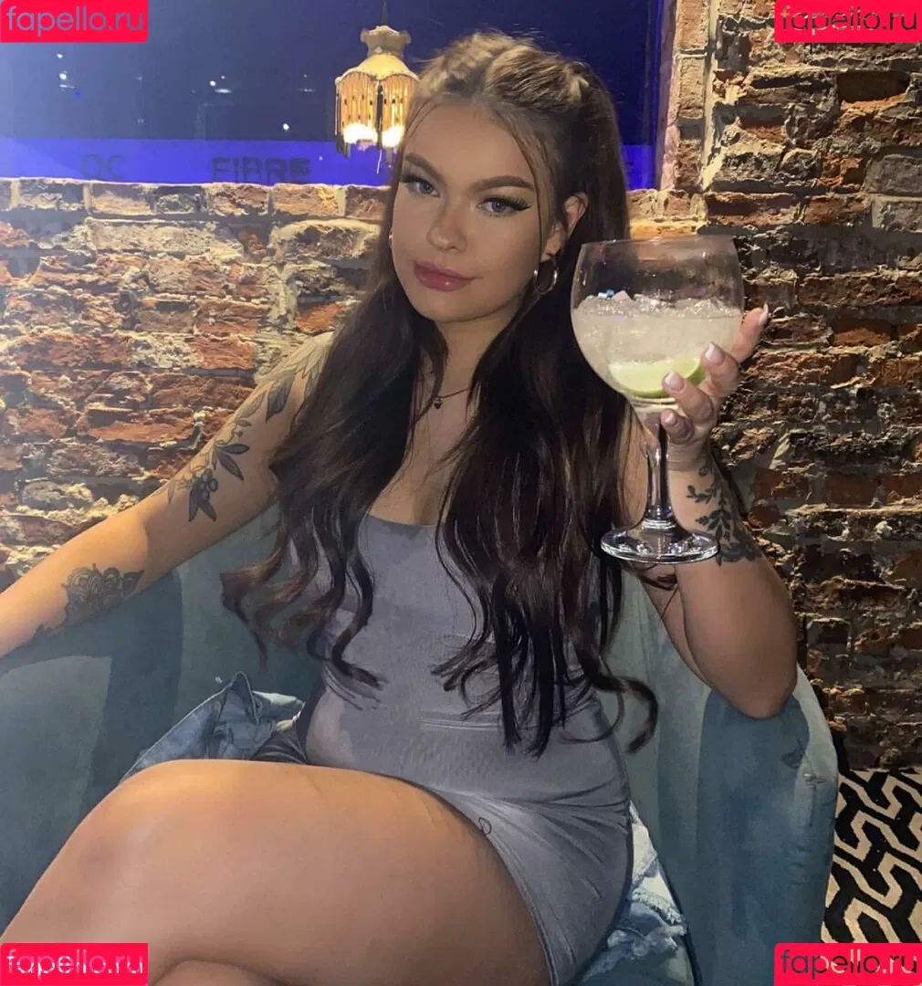 Savannah Jade Onlyfans Photo Gallery 