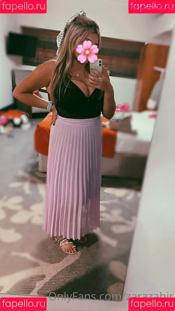 Zara Zahir Onlyfans Photo Gallery 