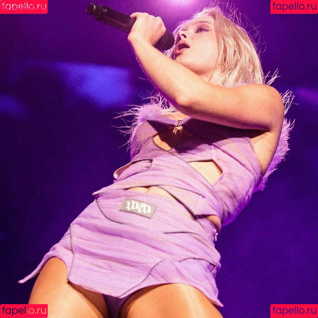 Zara Zahir Onlyfans Photo Gallery 