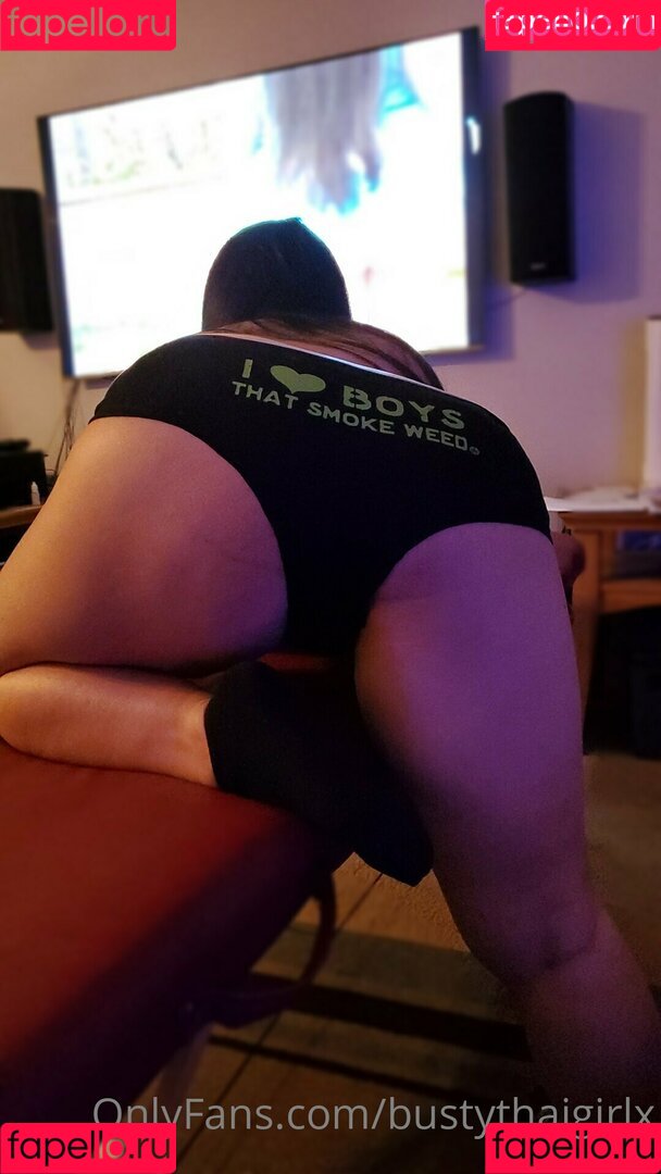 bustythaigirlx Onlyfans Photo Gallery 