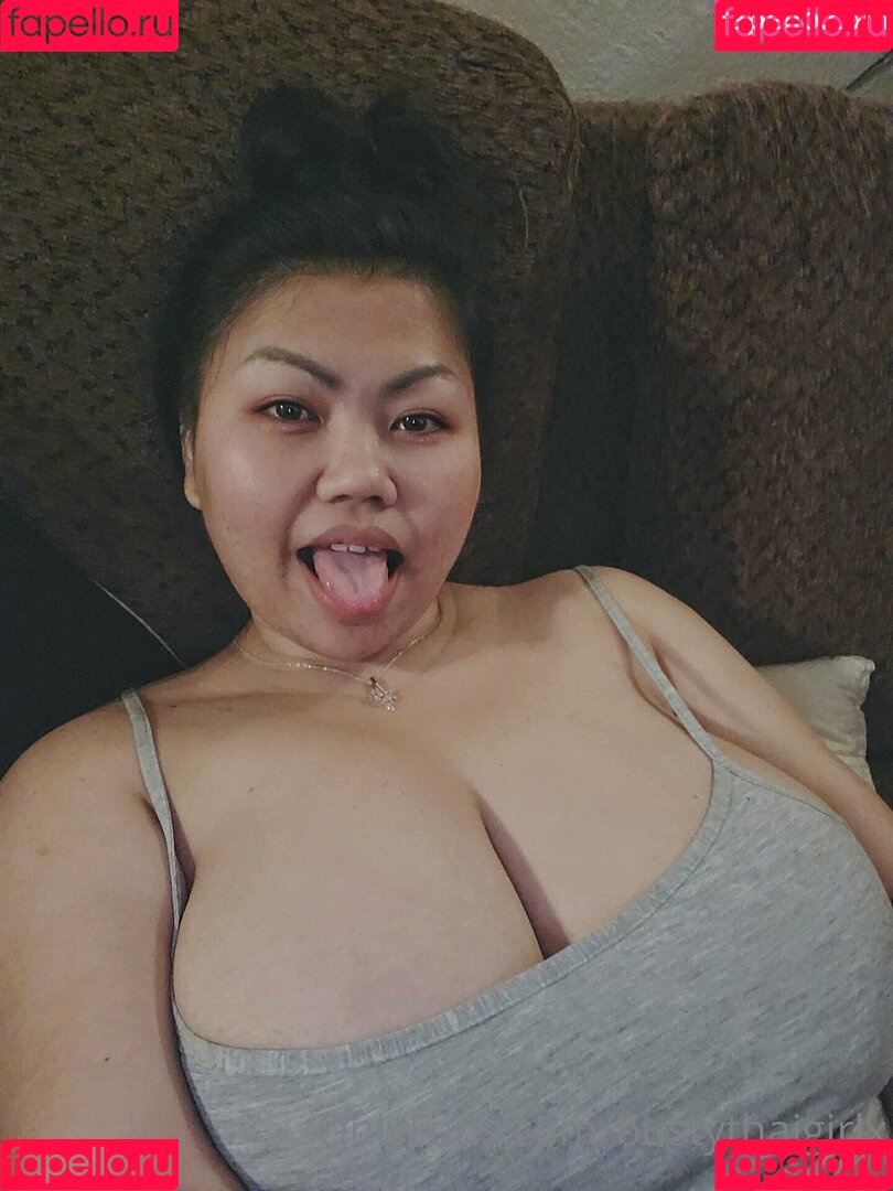 bustythaigirlx Onlyfans Photo Gallery 