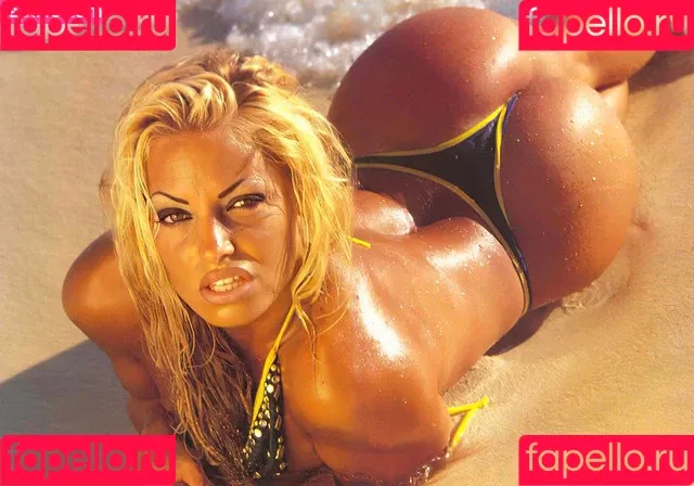 Trish Stratus Onlyfans Photo Gallery 