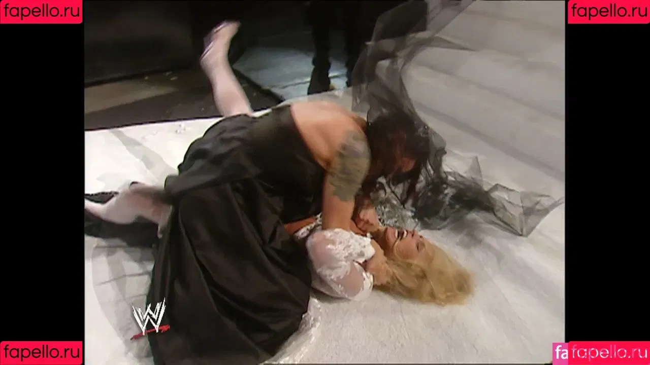 Trish Stratus Onlyfans Photo Gallery 