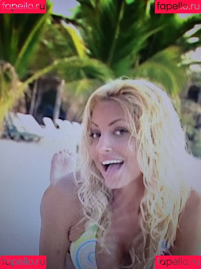 Trish Stratus Onlyfans Photo Gallery 