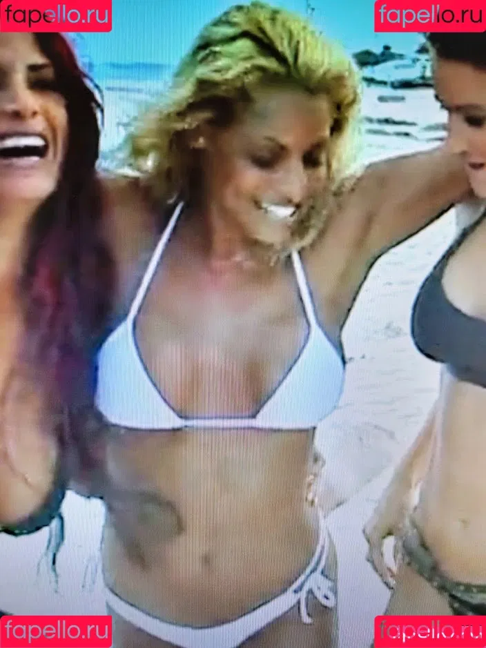 Trish Stratus Onlyfans Photo Gallery 