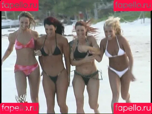 Trish Stratus Onlyfans Photo Gallery 