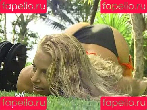 Trish Stratus Onlyfans Photo Gallery 