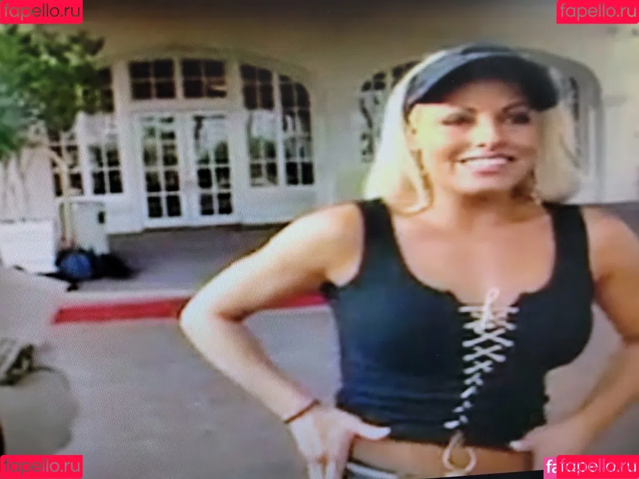 Trish Stratus Onlyfans Photo Gallery 
