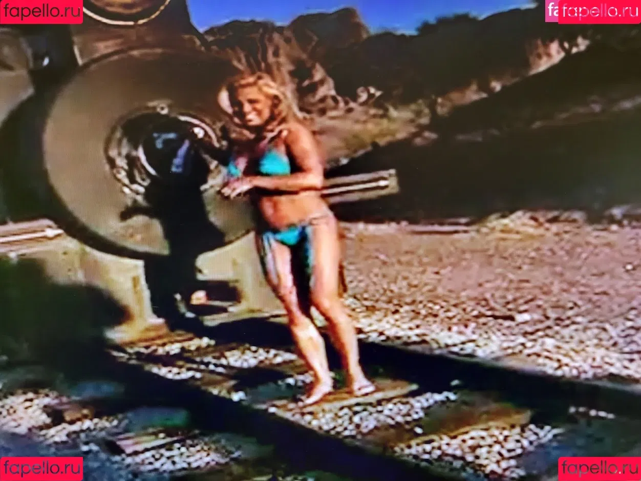 Trish Stratus Onlyfans Photo Gallery 