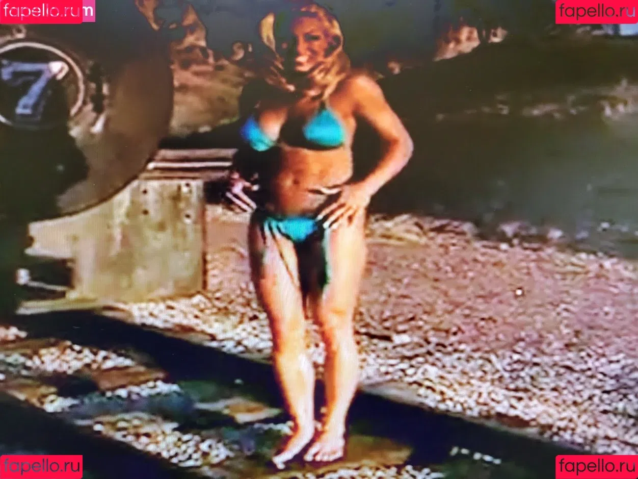 Trish Stratus Onlyfans Photo Gallery 