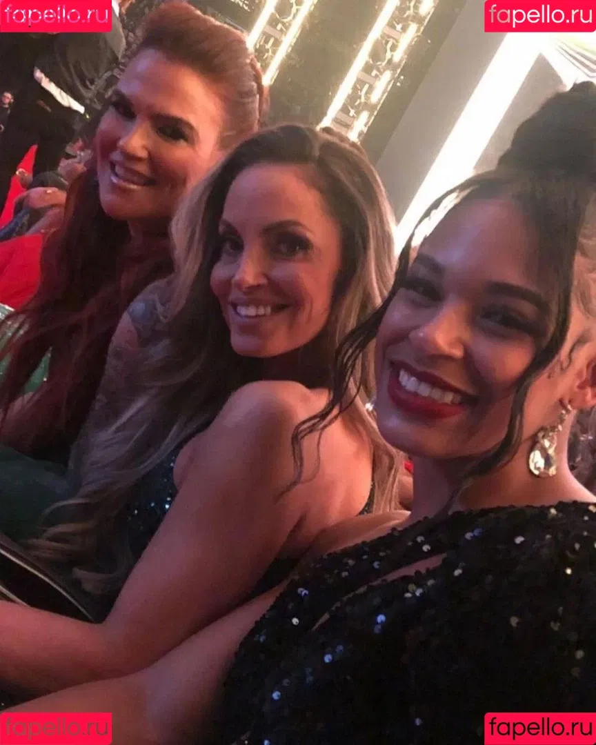 Trish Stratus Onlyfans Photo Gallery 