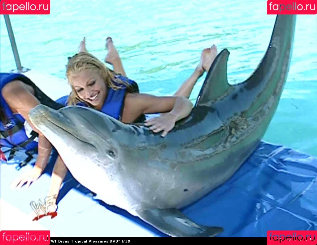 Trish Stratus Onlyfans Photo Gallery 