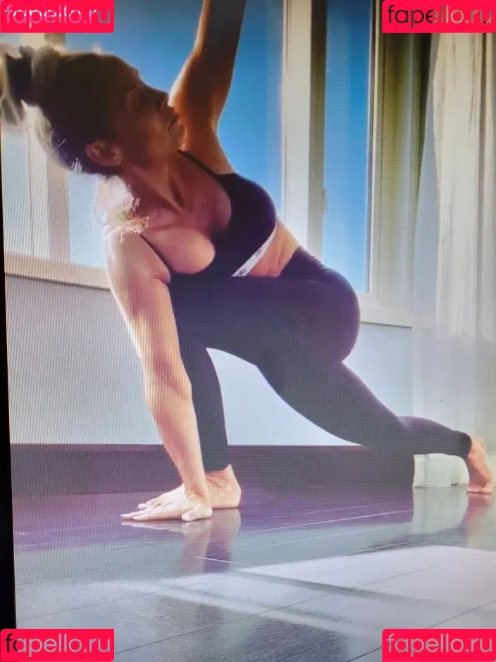 Trish Stratus Onlyfans Photo Gallery 