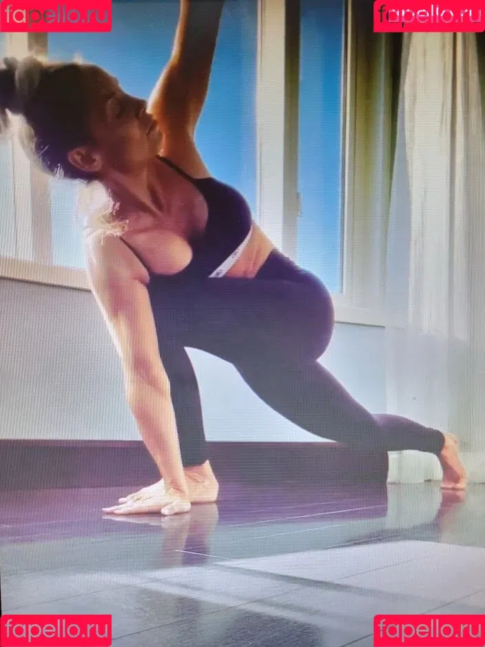 Trish Stratus Onlyfans Photo Gallery 