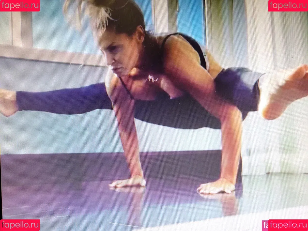 Trish Stratus Onlyfans Photo Gallery 
